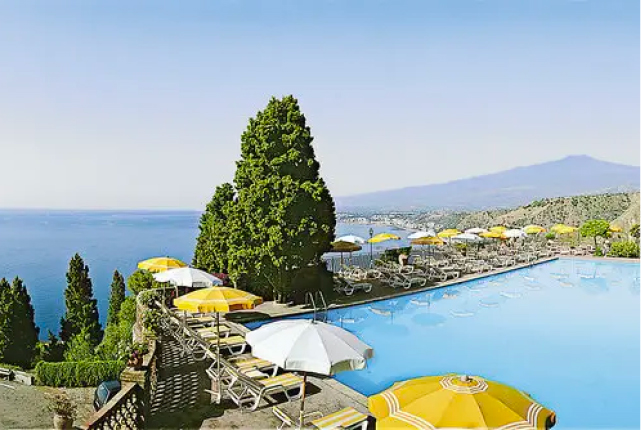 swimming pool overlooking Mount Etna at the Villa Diodoro hotel in Taormina